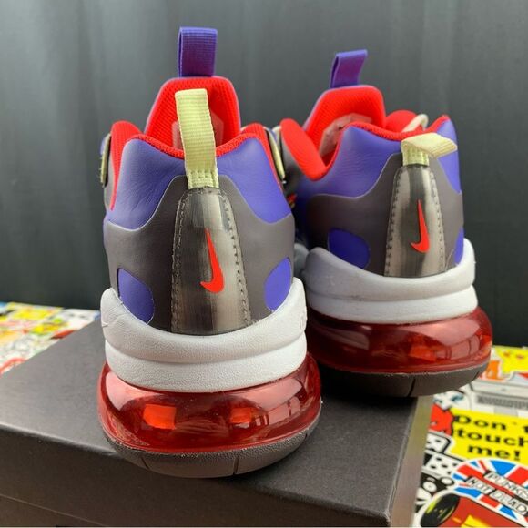 Nike Air Max 270 React Size 6.5y / 8 Women's - Picture 10 of 13